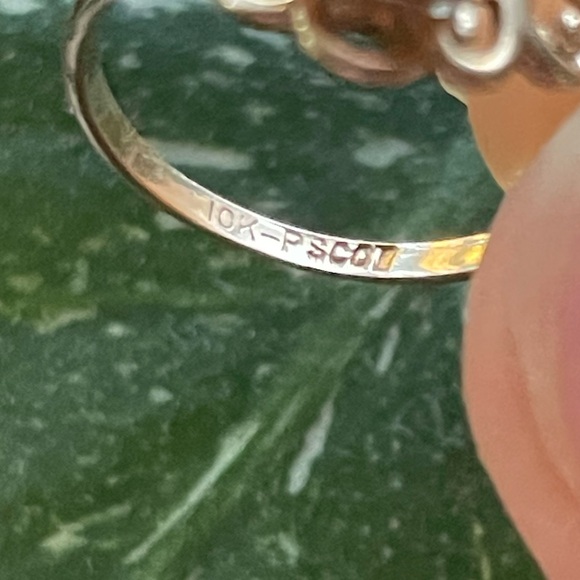 10K Solid Gold Ring - Picture 4 of 7